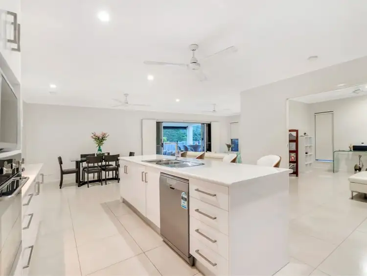 Seventh view of Homely house listing, 7 Queely Close, Redlynch QLD 4870