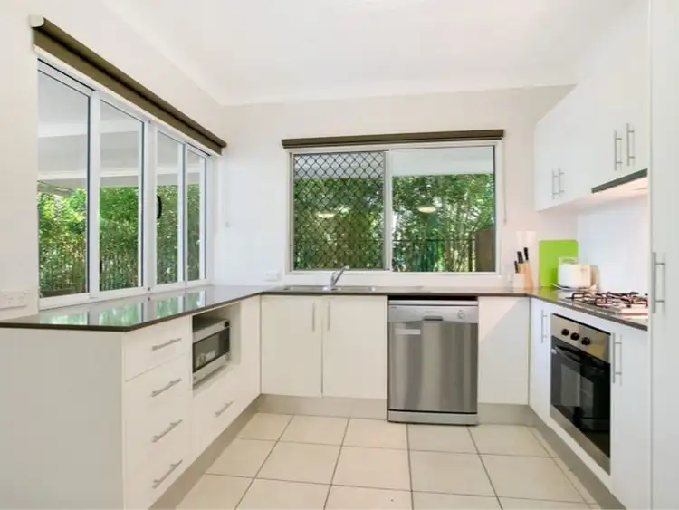 Fifth view of Homely townhouse listing, 19/20-38 Sandwich Street, Kamerunga QLD 4870
