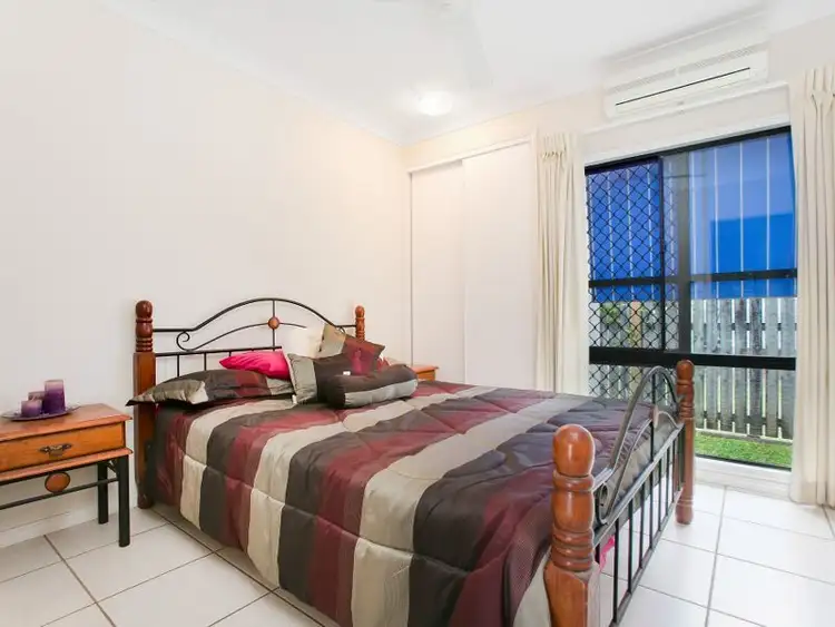 Sixth view of Homely house listing, 10 De Roma Close, Kanimbla QLD 4870