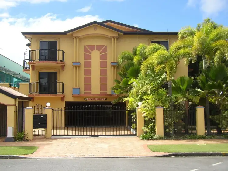 1/108 McLeod Street, Cairns City QLD 4870