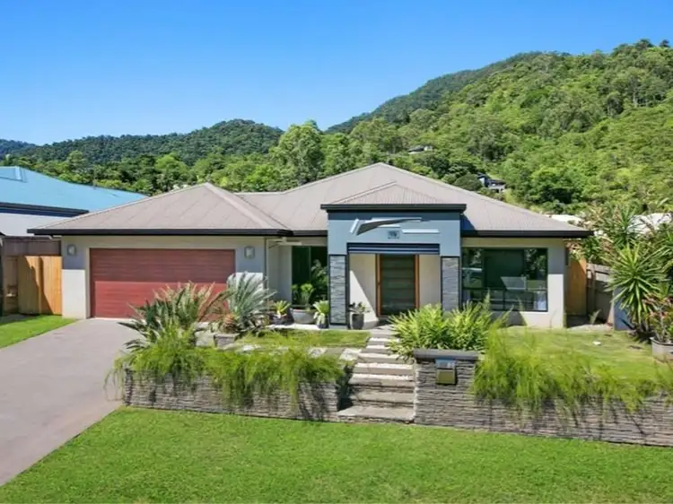 19 John Malcolm St, Redlynch QLD 4870