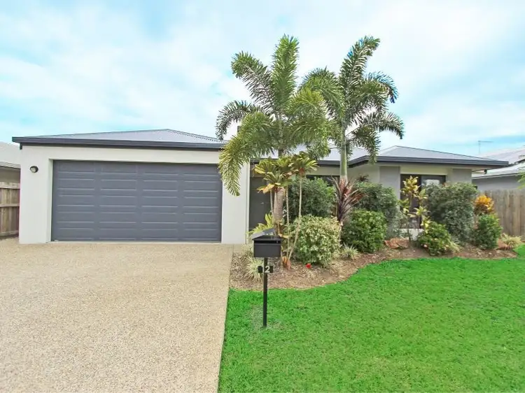 12 Carter Close, Smithfield QLD 4878
