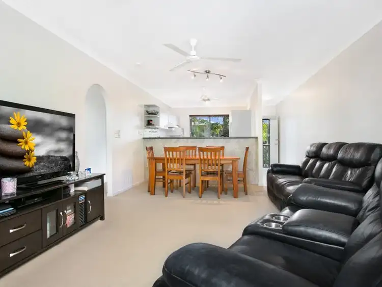Main view of Homely unit listing, 6/19 Springfield Cres, Manoora QLD 4870