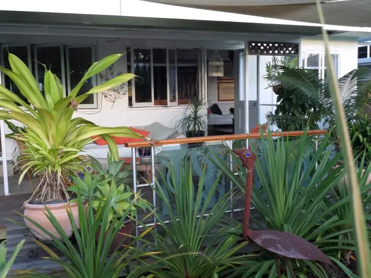 1 & 2/7 Andrews Street, Newell QLD 4873