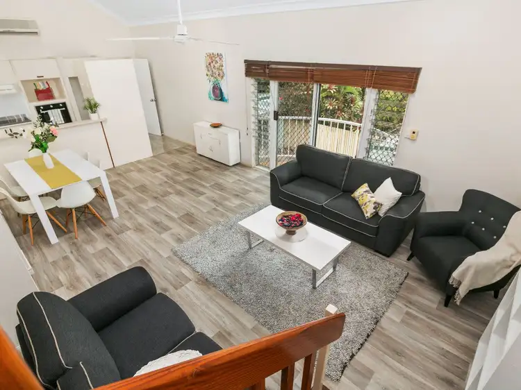 6/215 Kamerunga Rd, Freshwater QLD 4870