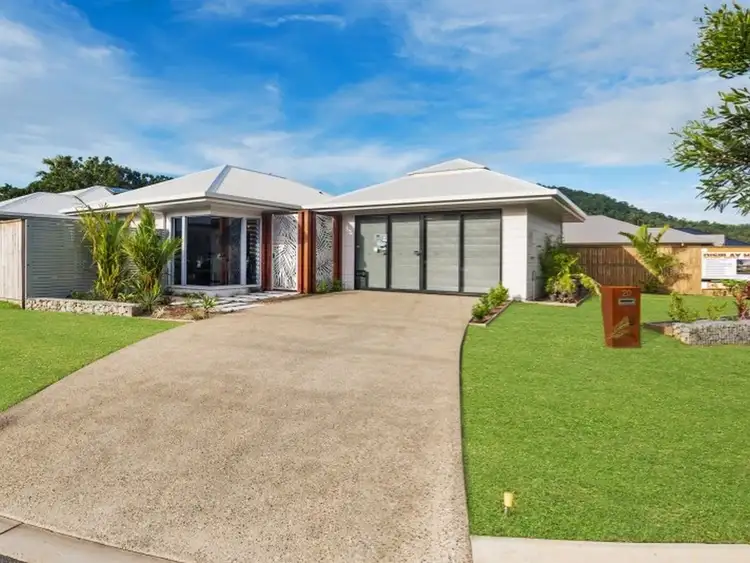 20 Midship Street, Trinity Beach QLD 4879