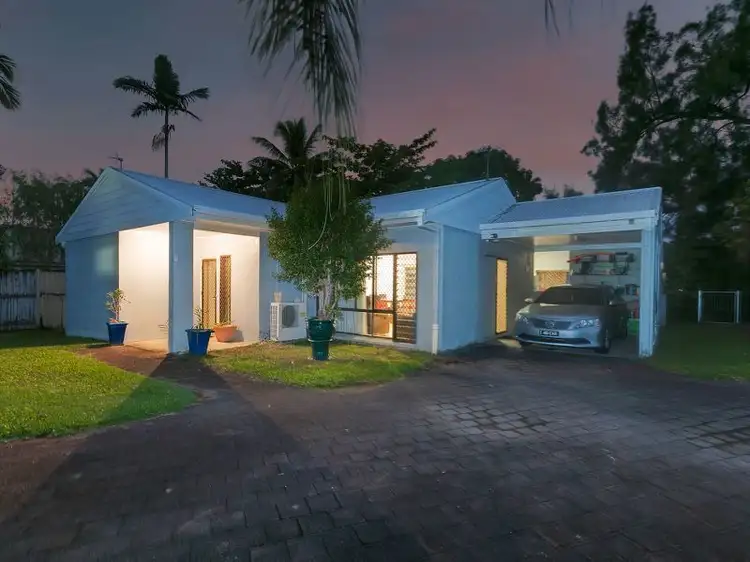 Second view of Homely house listing, 3/7 Keller Close, Whitfield QLD 4870