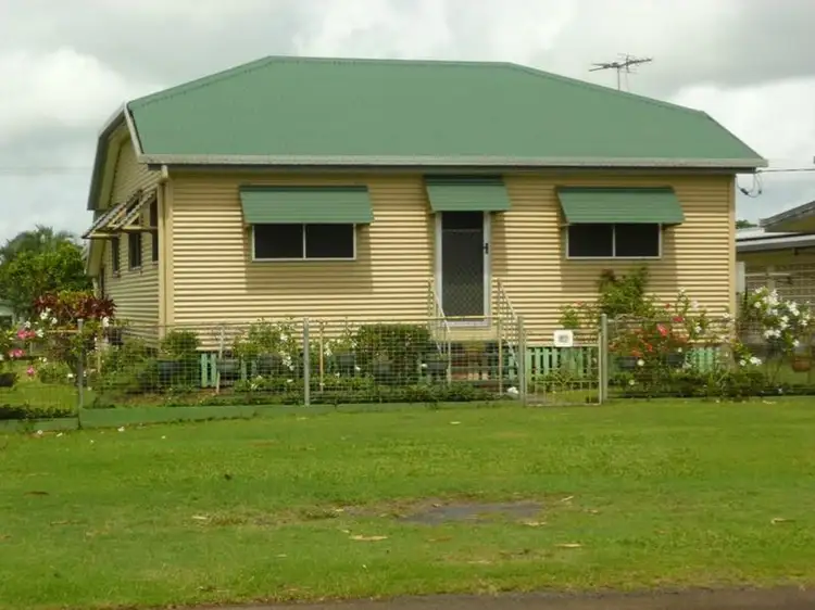 27 MEYER Avenue, Wangan QLD 4871