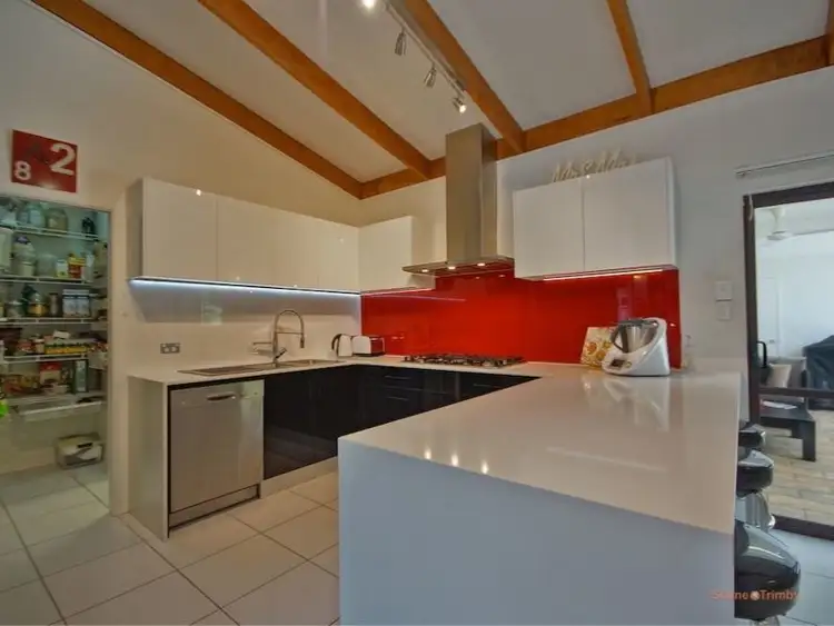 13 Connemara Close, Trinity Beach QLD 4879