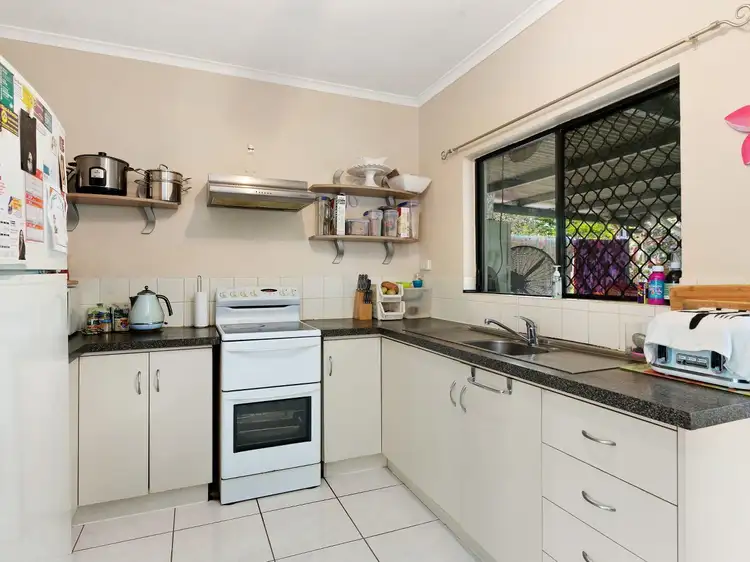 Fourth view of Homely villa listing, 2/11 Marino Street, Whitfield QLD 4870