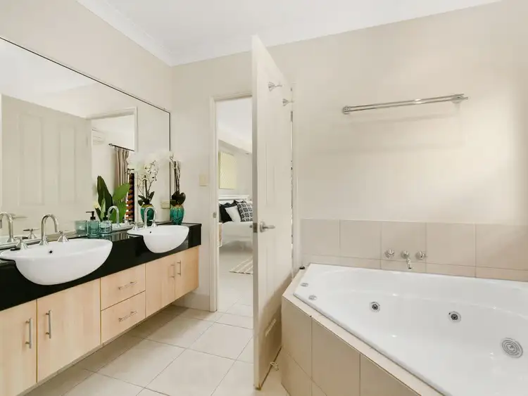 Sixth view of Homely house listing, 10 Morwong Close, Kanimbla QLD 4870