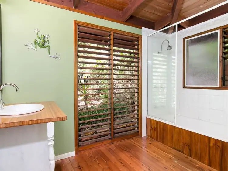 Seventh view of Homely house listing, 5 Cyathea Close, Kamerunga QLD 4870