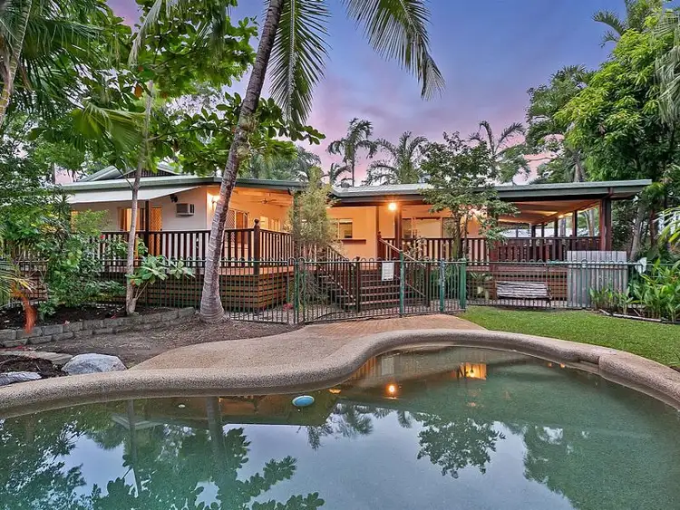 4 Avoca Close, Kewarra Beach QLD 4879