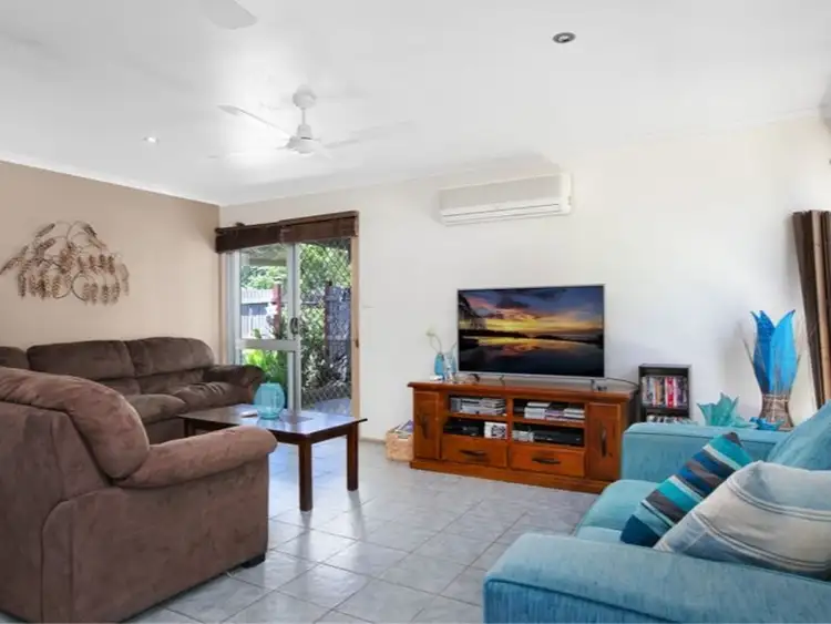 Sixth view of Homely house listing, 11 Rollinia Close, Manoora QLD 4870