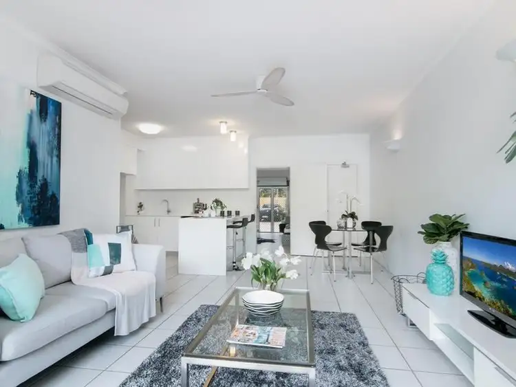 23/327 Lake Street, Cairns North QLD 4870