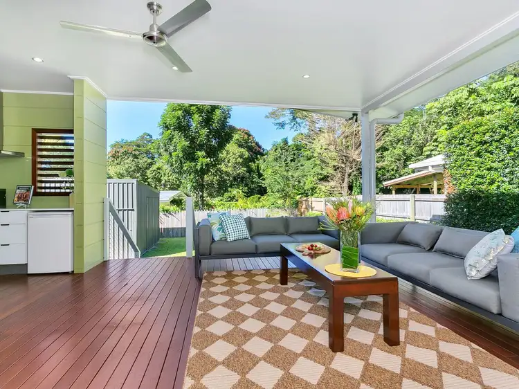 31 Murchison Street, Whitfield QLD 4870