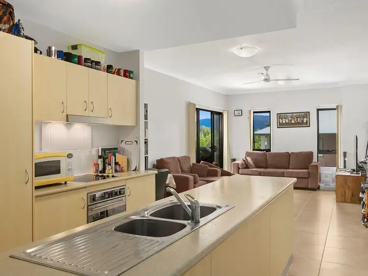 28/93 McLeod Street, Cairns City QLD 4870