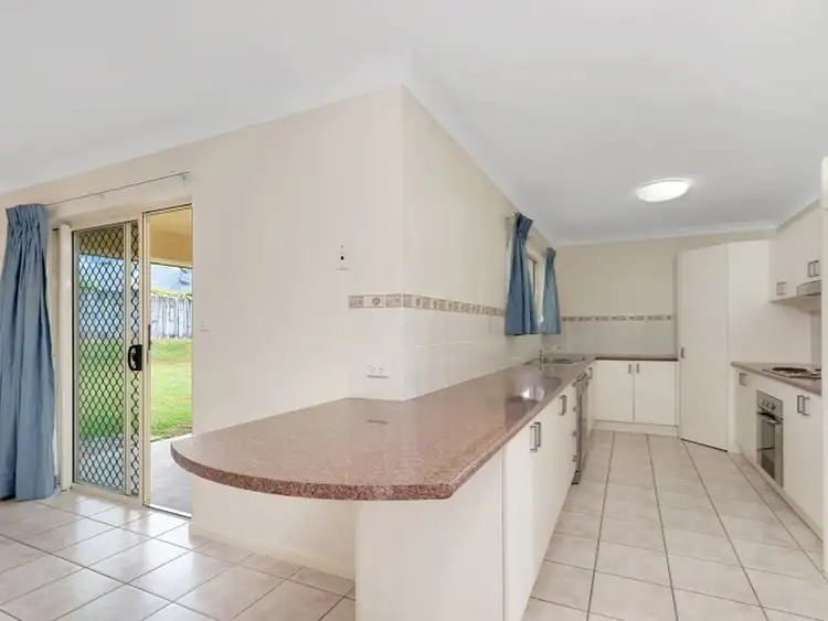 Third view of Homely house listing, 10 RENTON CLOSE, Edmonton QLD 4869