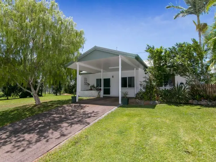 17/2 Lake Placid Road, Caravonica QLD 4878