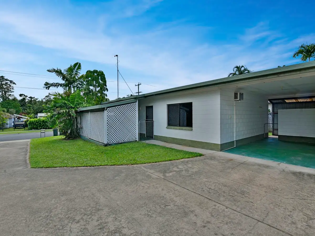 Main view of Homely unit listing, 1/19 Nesbit Street, Whitfield QLD 4870