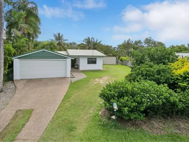 31 Periwinkle Avenue, Trinity Beach QLD 4879