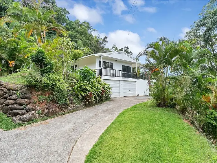 3 Bellevue Crescent, Edge Hill QLD 4870