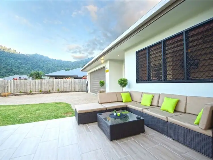 9 McBride St, Redlynch QLD 4870