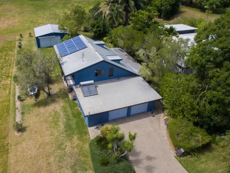 17 Romney Street, Kamerunga QLD 4870