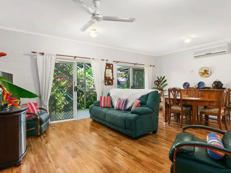 Fifth view of Homely semi-detached listing, 1/8A York Street, Whitfield QLD 4870
