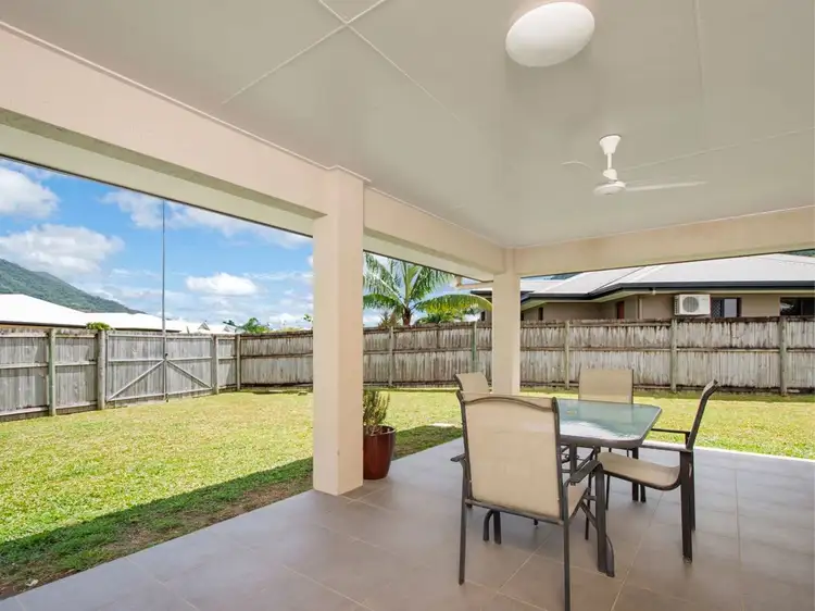 1 Nairen Close, Redlynch QLD 4870