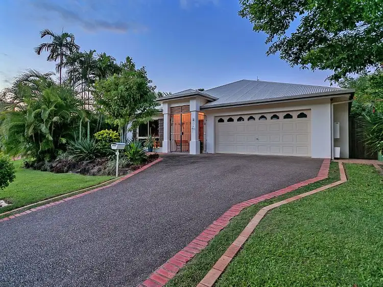 8 Kipling Street, Brinsmead QLD 4870