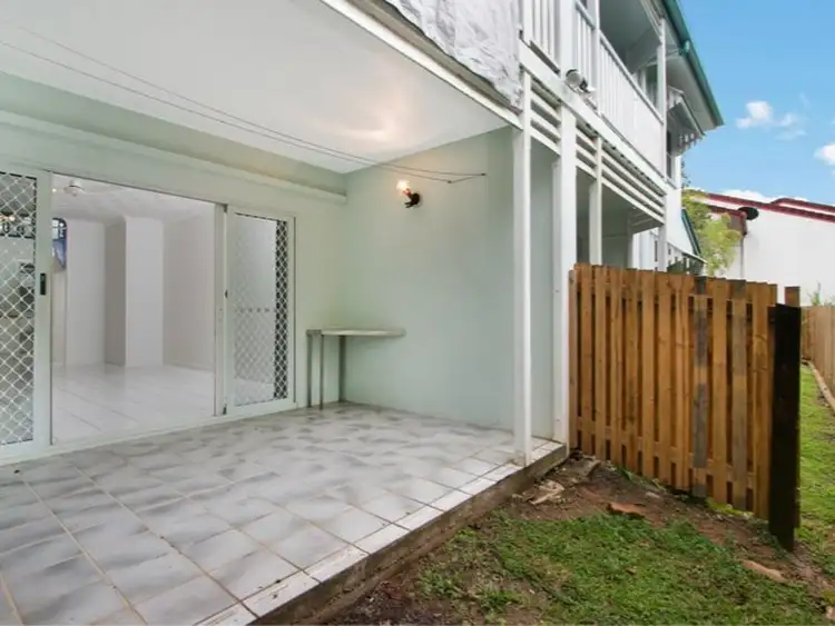 Main view of Homely unit listing, 10/34 Springfield Cres, Manoora QLD 4870