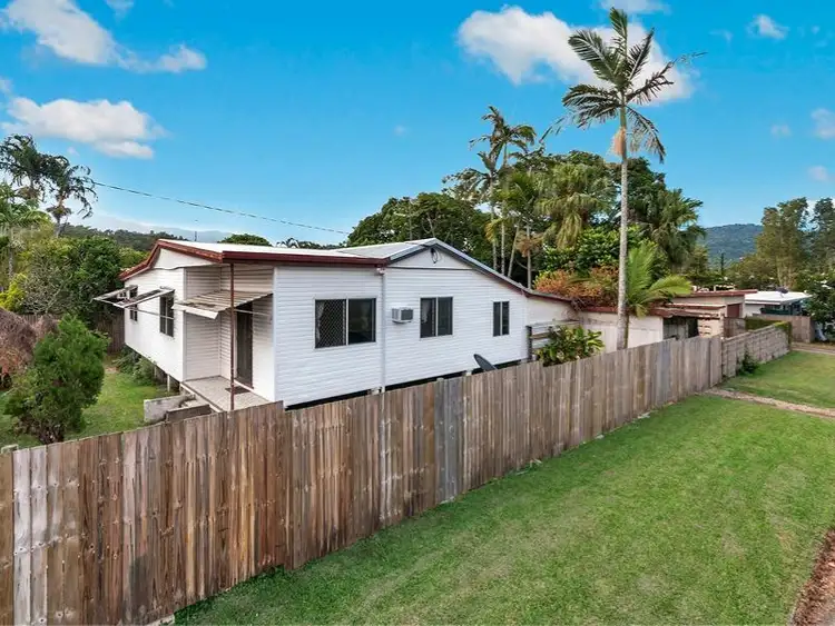 32 Miles Street, Manoora QLD 4870