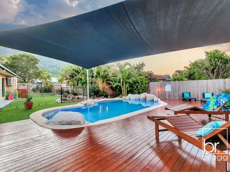 9 Spowatt Close, Kanimbla QLD 4870