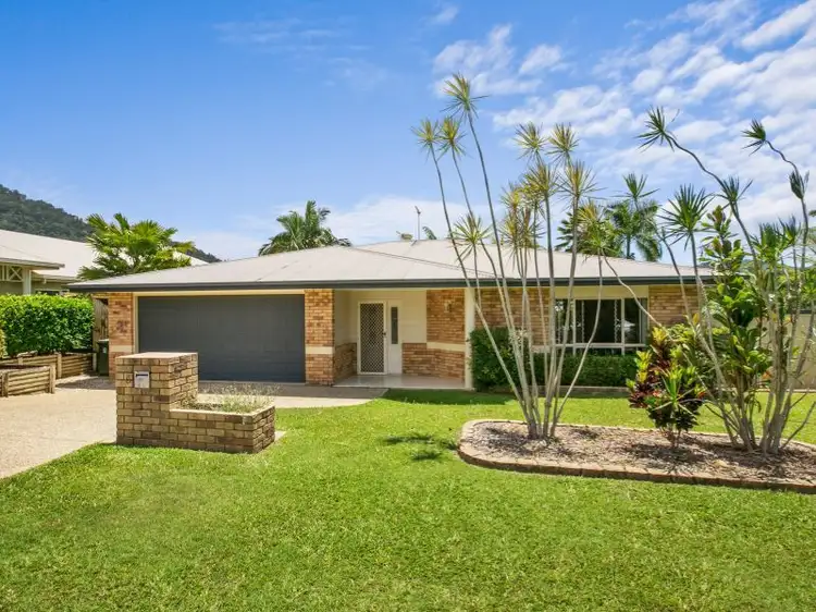 6 Hymes Street, Kanimbla QLD 4870