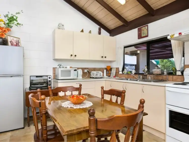 Fifth view of Homely townhouse listing, 3/6-7 Maytown Close, Manoora QLD 4870