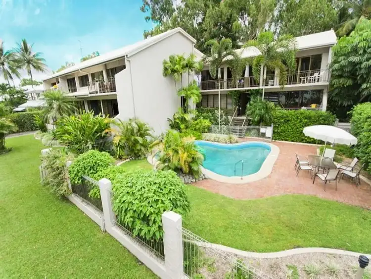 2/101 Arlington Esp, Clifton Beach QLD 4879