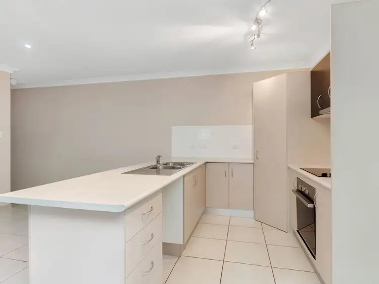 Second view of Homely semi-detached listing, 1/157 Isabella Road, Edmonton QLD 4869
