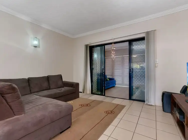 2/128 RIGG STREET, Woree QLD 4868