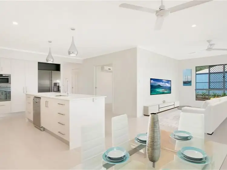 44 Springbrook Avenue, Redlynch QLD 4870