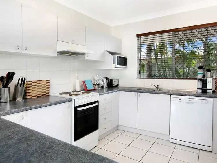 Fifth view of Homely unit listing, 6/19 Springfield Cres, Manoora QLD 4870