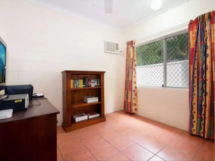 Fifth view of Homely house listing, 10 Hammond Court, Mooroobool QLD 4870