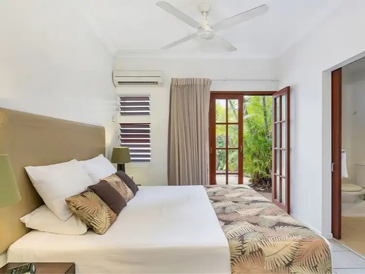 2/10-14 Cnr Harpa & Amphora St, Palm Cove QLD 4879