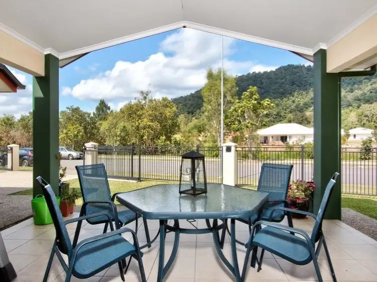 17 Ashwood Circuit, Smithfield QLD 4878