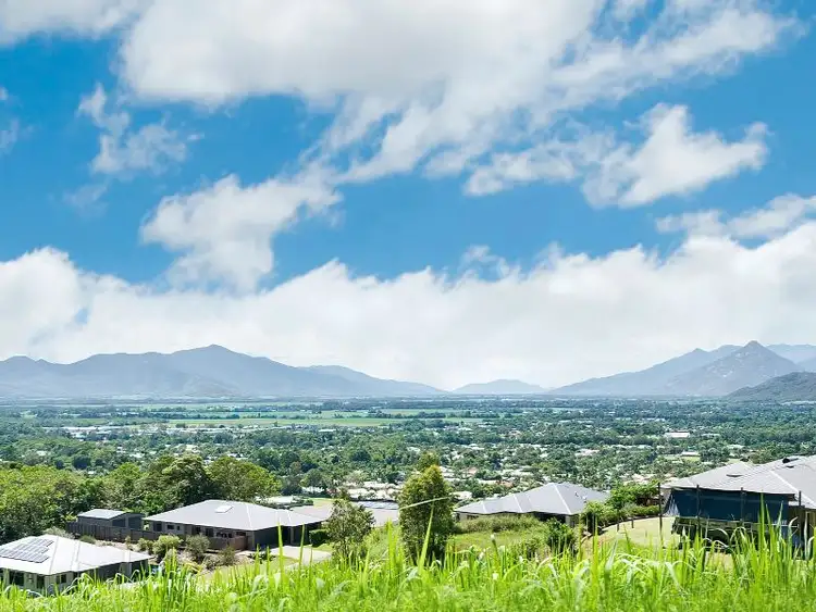 14 Bacalakis Close, Mount Sheridan QLD 4868