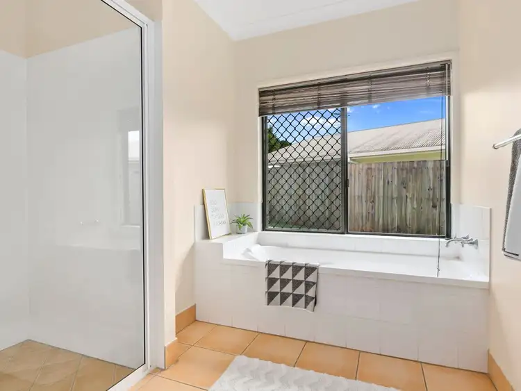 Sixth view of Homely house listing, 5-7 Lucy Close, Kanimbla QLD 4870