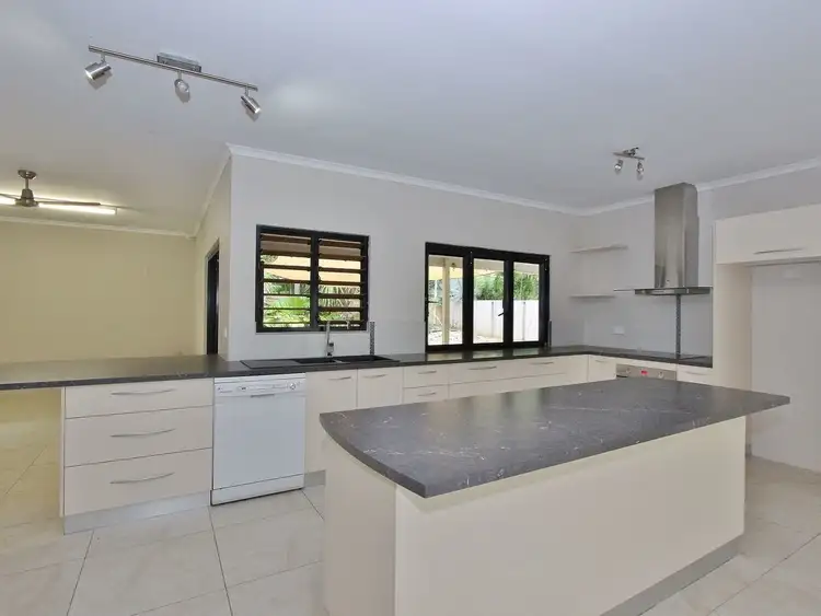 16 Albatross Street, Kewarra Beach QLD 4879