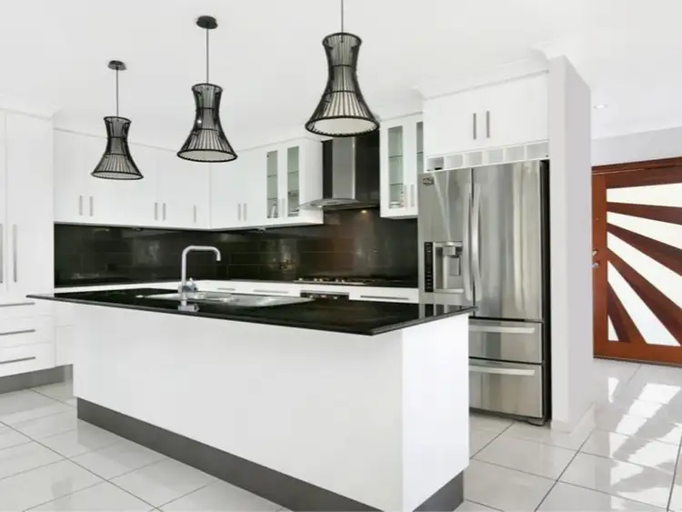 Second view of Homely house listing, 25 Rainbow Close, Kanimbla QLD 4870