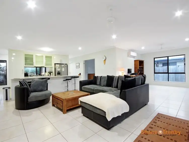 10 Botany Ave, Redlynch QLD 4870