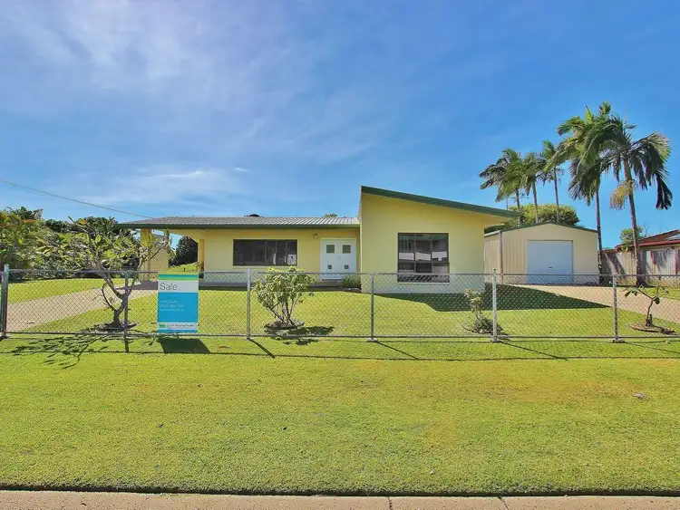 4 Mahab Street, Kewarra Beach QLD 4879